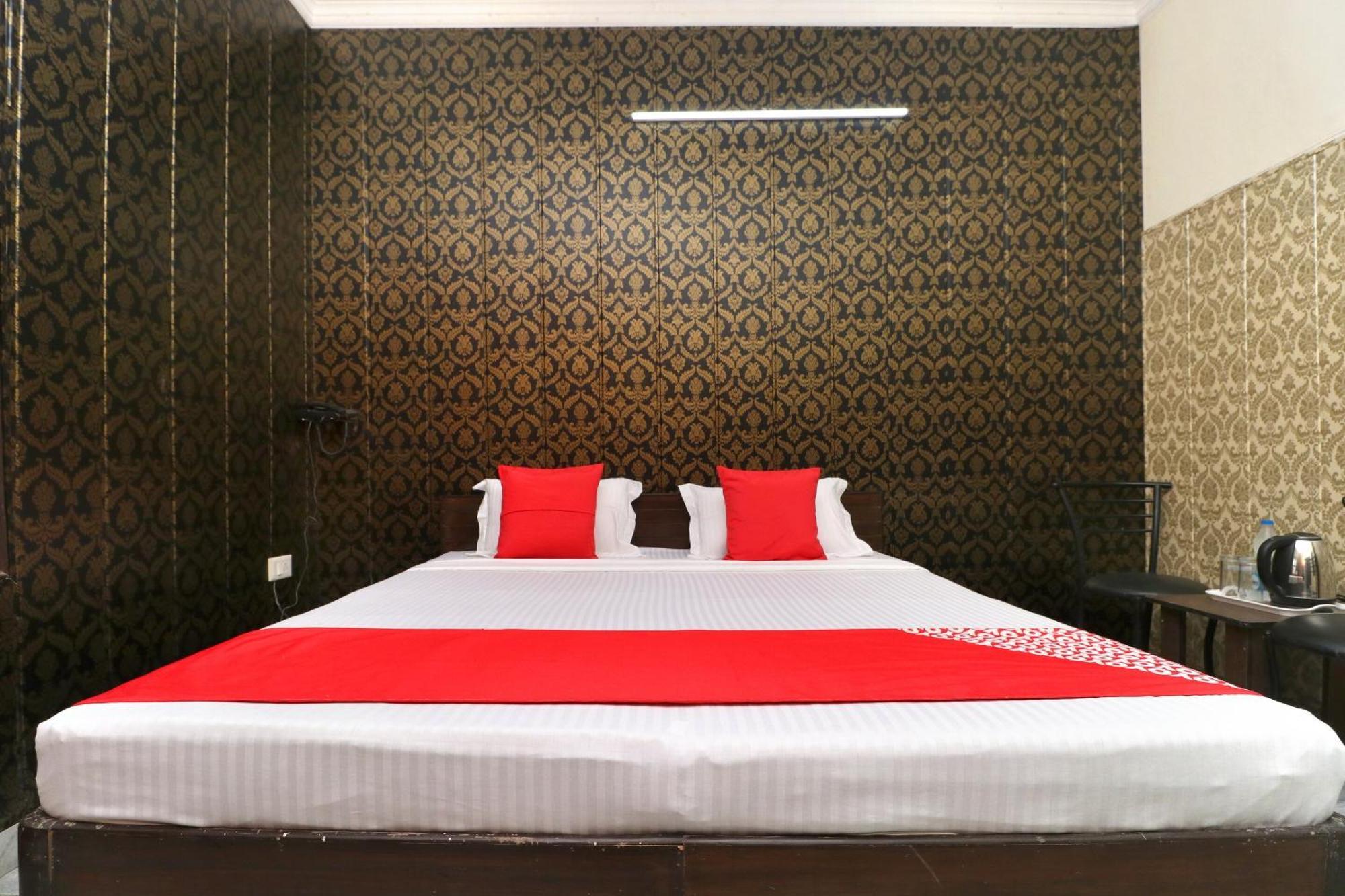 Hotel O Mall Residency Amritsar Exterior foto