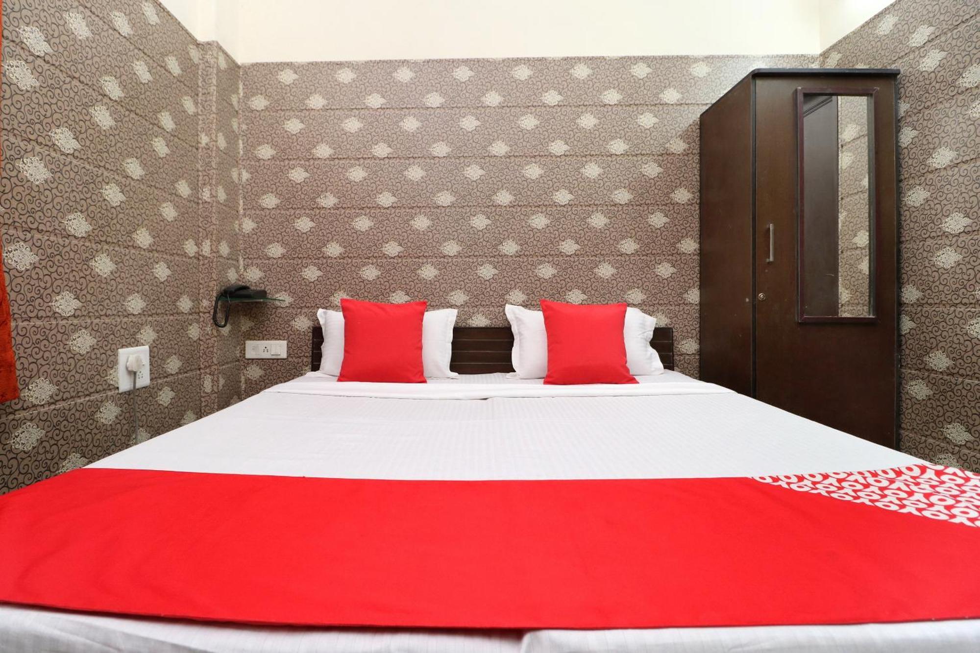 Hotel O Mall Residency Amritsar Exterior foto
