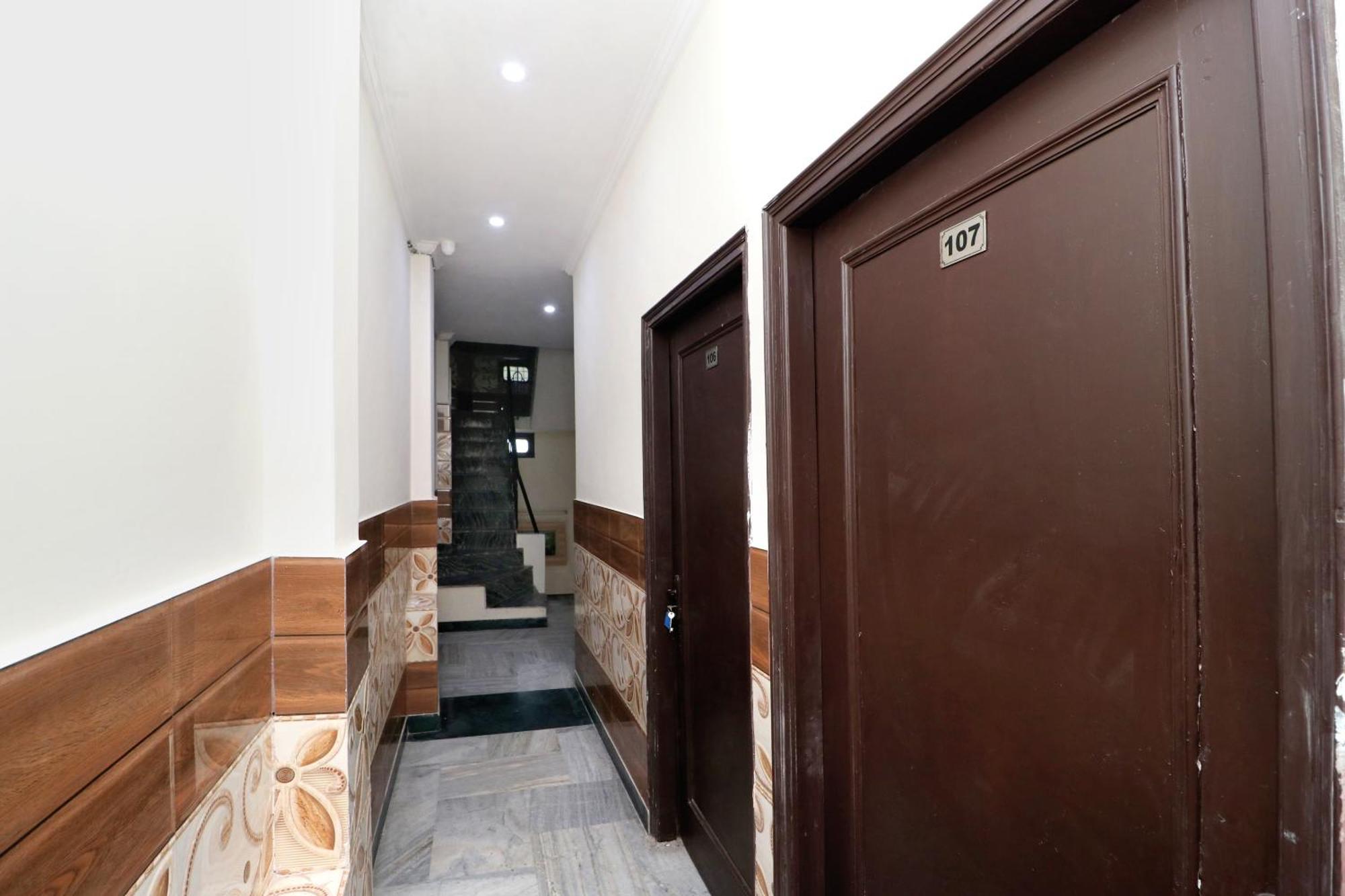 Hotel O Mall Residency Amritsar Exterior foto